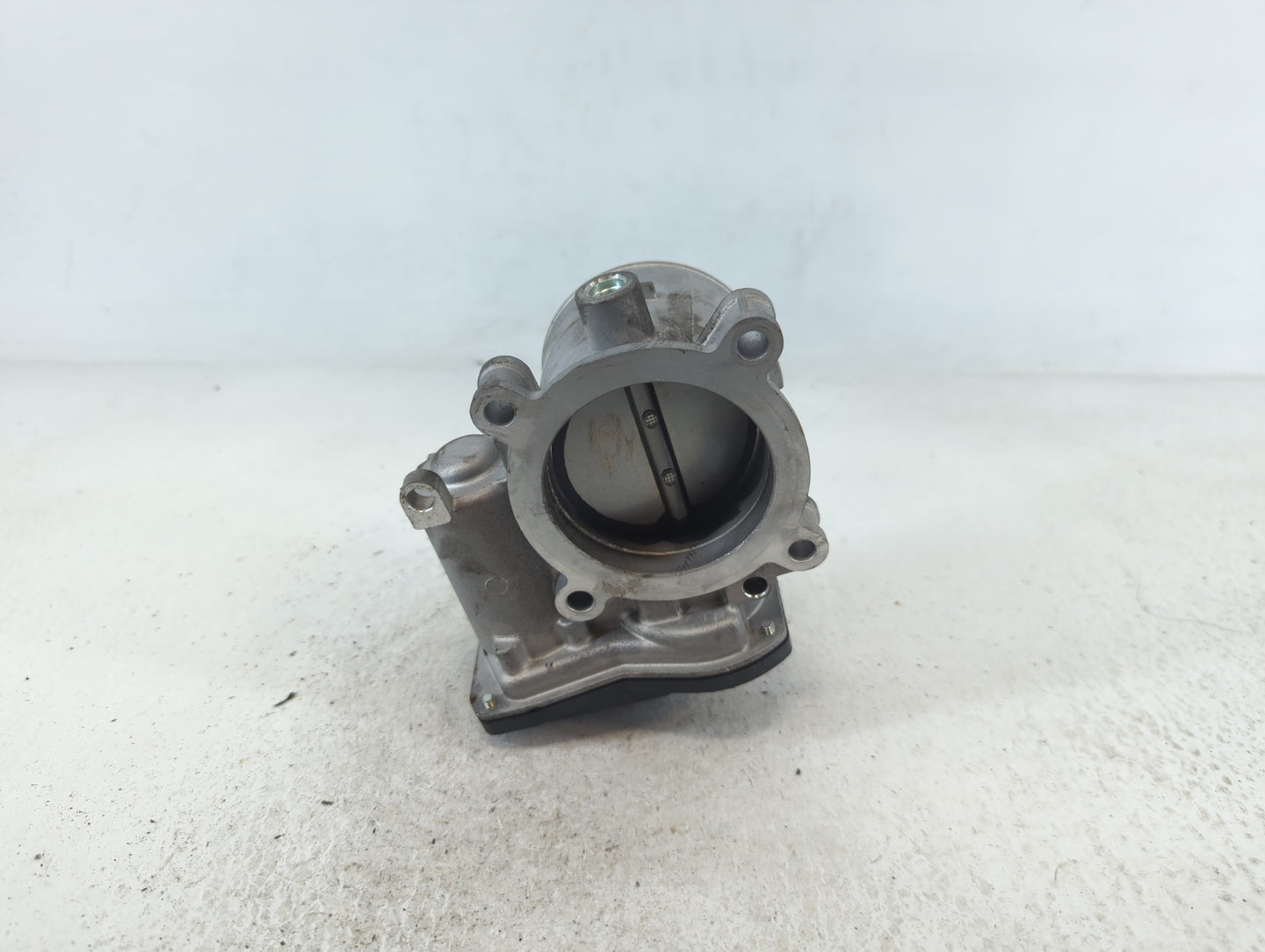 2022 Mazda Cx-30 Throttle Body Fits OEM Used Auto Parts - Oemusedautoparts1.com