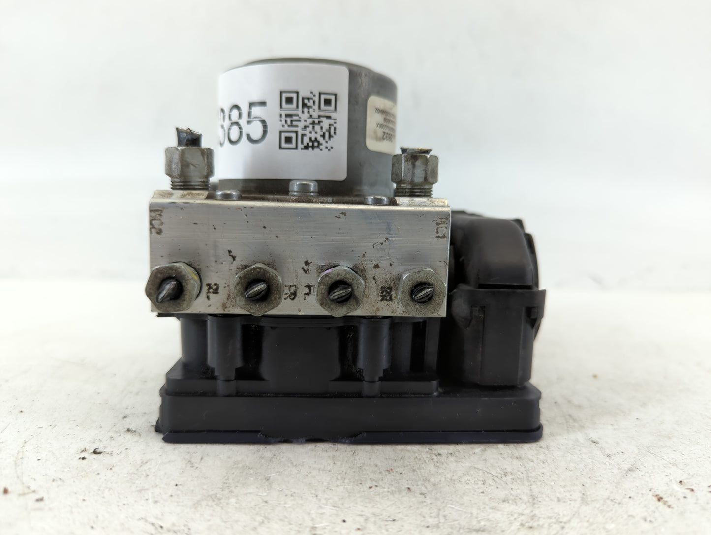 2014-2016 Chevrolet Impala ABS Pump Control Module Replacement P/N:23492832 Fits Fits 2014 2015 2016 OEM Used Auto Parts - Oemusedautoparts1.com