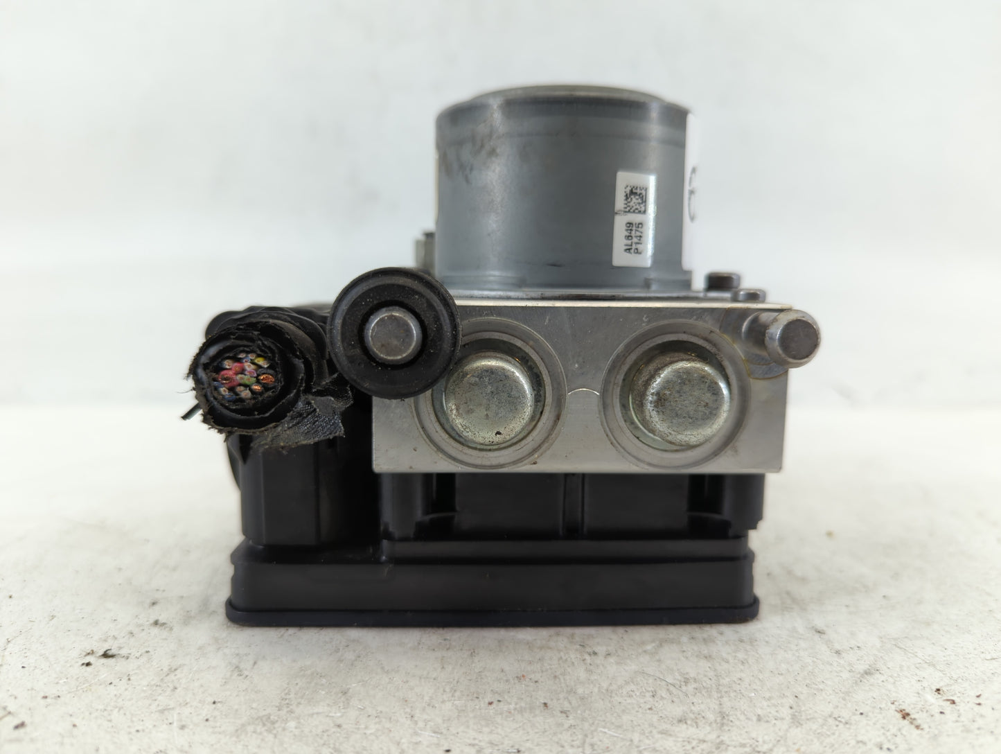 2014-2016 Chevrolet Impala ABS Pump Control Module Replacement P/N:23492832 Fits Fits 2014 2015 2016 OEM Used Auto Parts - Oemusedautoparts1.com