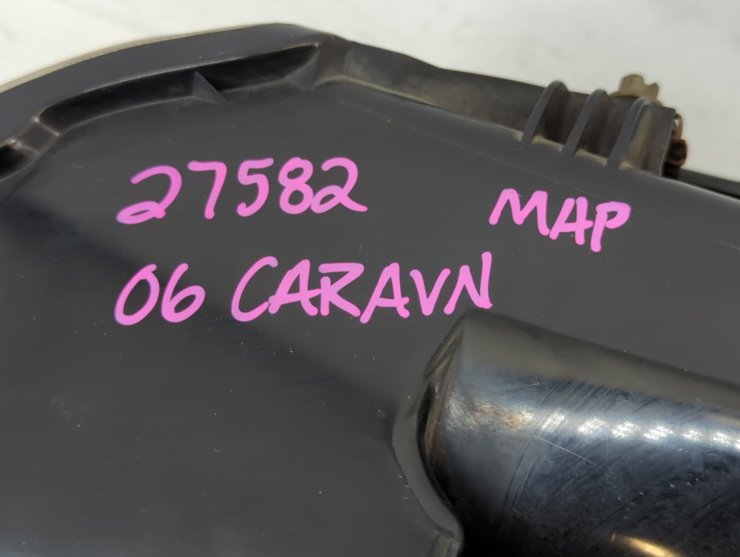 2005 Town & Country Passenger Right Oem Head Light Headlight Lamp - Oemusedautoparts1.com