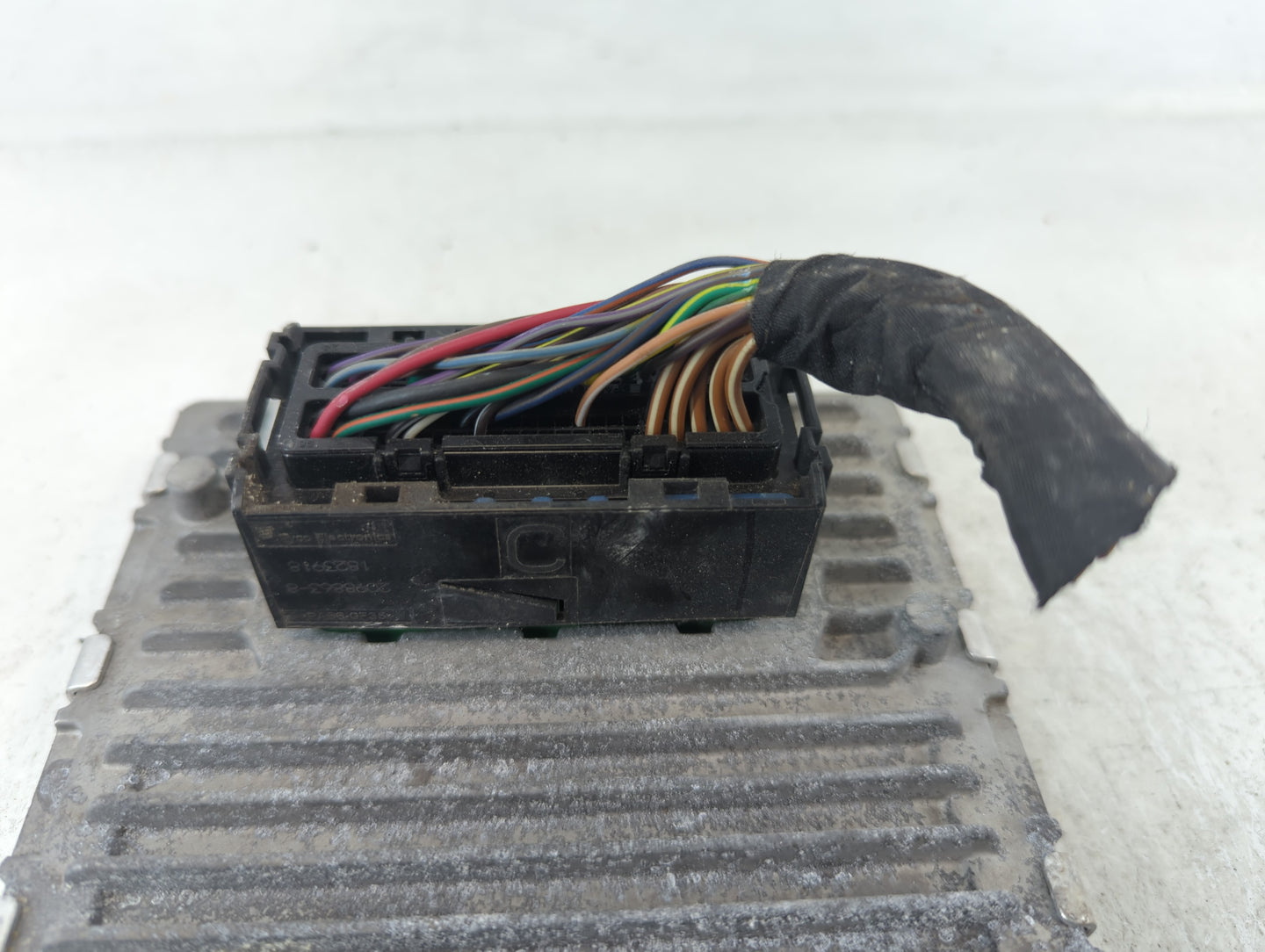 2019 Jeep Compass PCM Engine Control Computer ECU ECM PCU OEM P/N:P68342095AA Fits OEM Used Auto Parts - Oemusedautoparts1.com