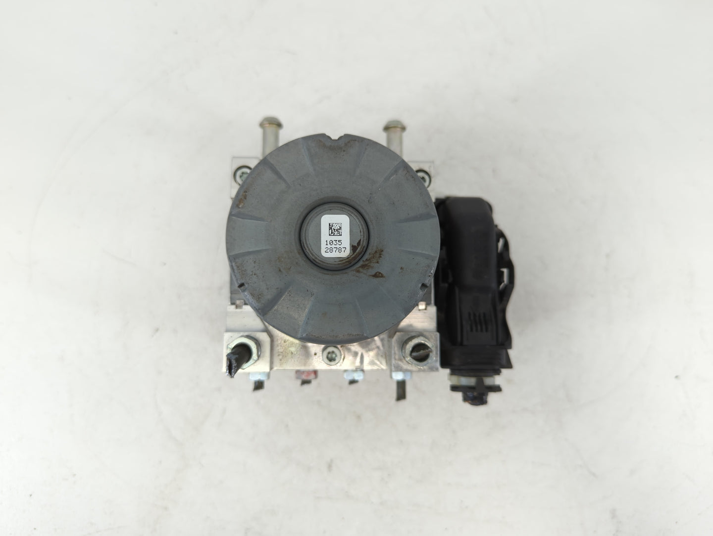 2018 Mitsubishi Outlander Sport ABS Pump Control Module Replacement P/N:4670B707 Fits OEM Used Auto Parts - Oemusedautoparts1.com