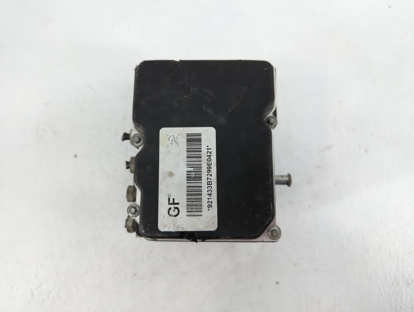 2008 Mitsubishi Outlander ABS Pump Control Module Replacement P/N:25821455 0 265 235 063 08 Fits OEM Used Auto Parts - Oemusedautoparts1.com