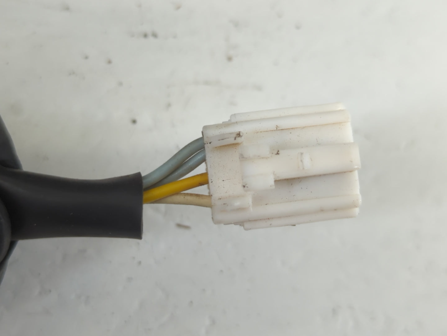 1997-2000 Dodge Dakota Side Mirror Replacement Passenger Right View Door Mirror P/N:E13010108 Fits Fits 1997 1998 1999 2000 OEM Used Auto Parts - Oemusedautoparts1.com