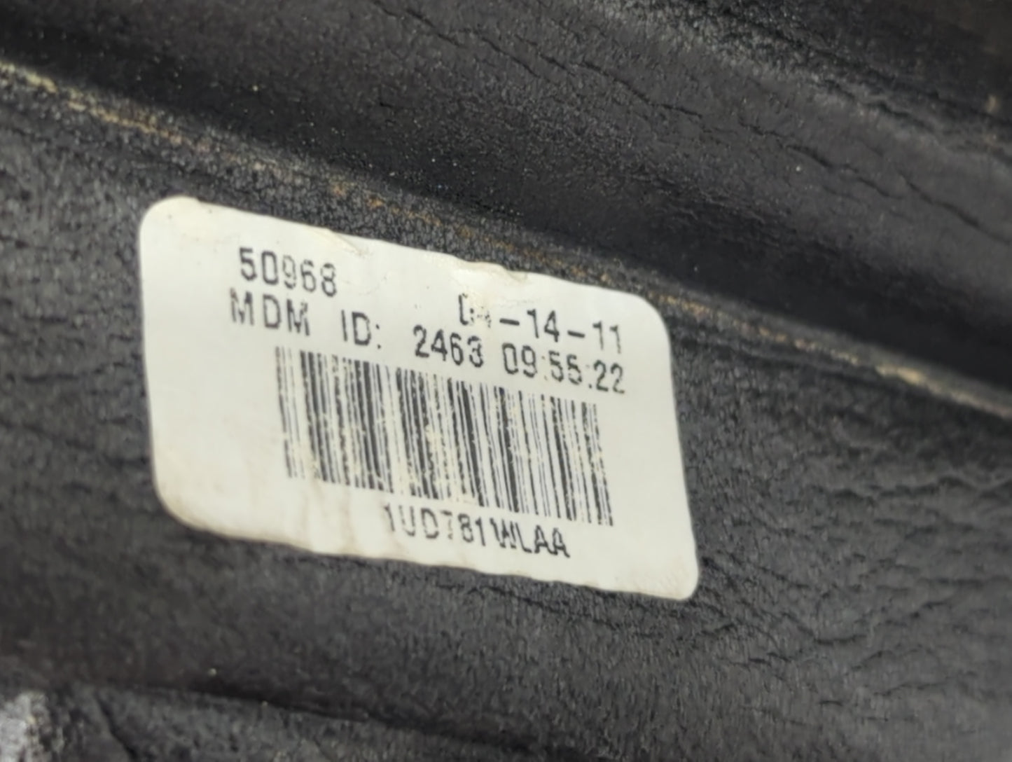 2011 Dodge Journey Side Mirror Replacement Passenger Right View Door Mirror P/N:1UD781WLAA Fits OEM Used Auto Parts - Oemusedautoparts1.com