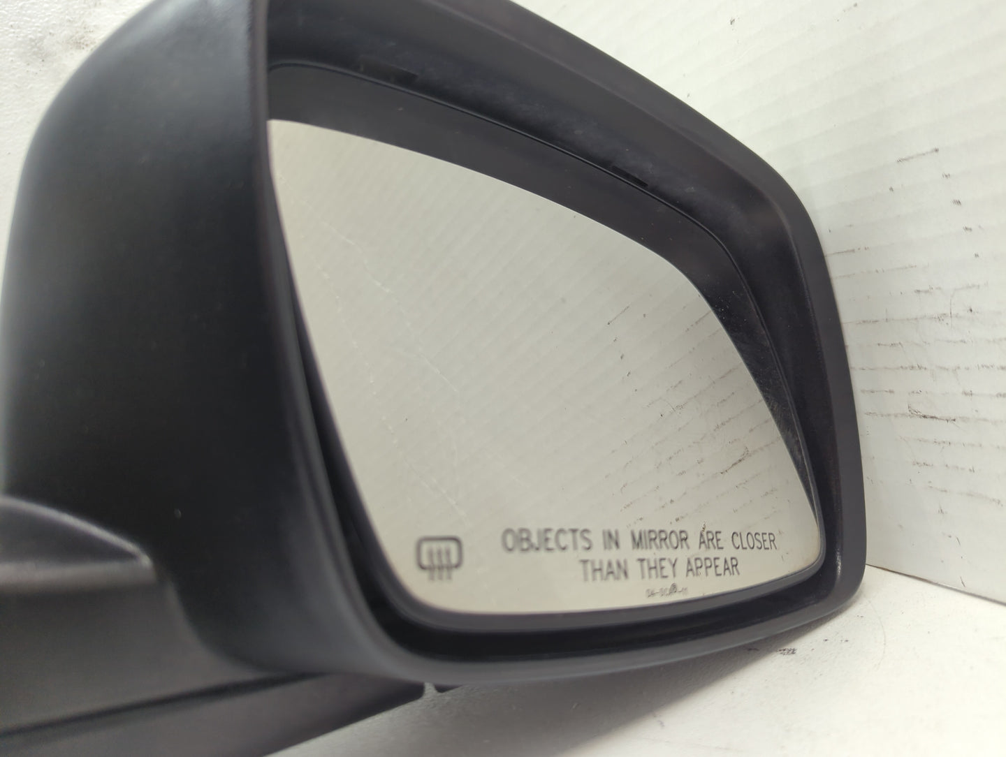 2011 Dodge Journey Side Mirror Replacement Passenger Right View Door Mirror P/N:1UD781WLAA Fits OEM Used Auto Parts - Oemusedautoparts1.com