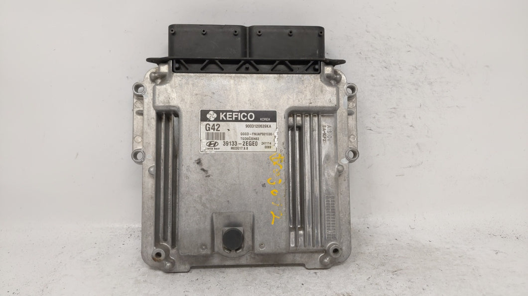 2014-2016 Hyundai Elantra PCM Engine Control Computer ECU ECM PCU OEM P/N:39133-2EGE0 39133-2EGE0 Fits Fits 2014 2015 2016 OEM Used Auto Parts - Oemusedautoparts1.com