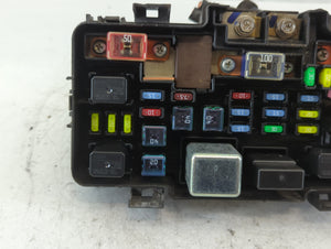 2002-2006 Honda Cr-V Fusebox Fuse Box Panel Relay Module P/N:1705080509120105 S9A-A02 Fits Fits 2002 2003 2004 2005 2006 OEM Used Auto Parts