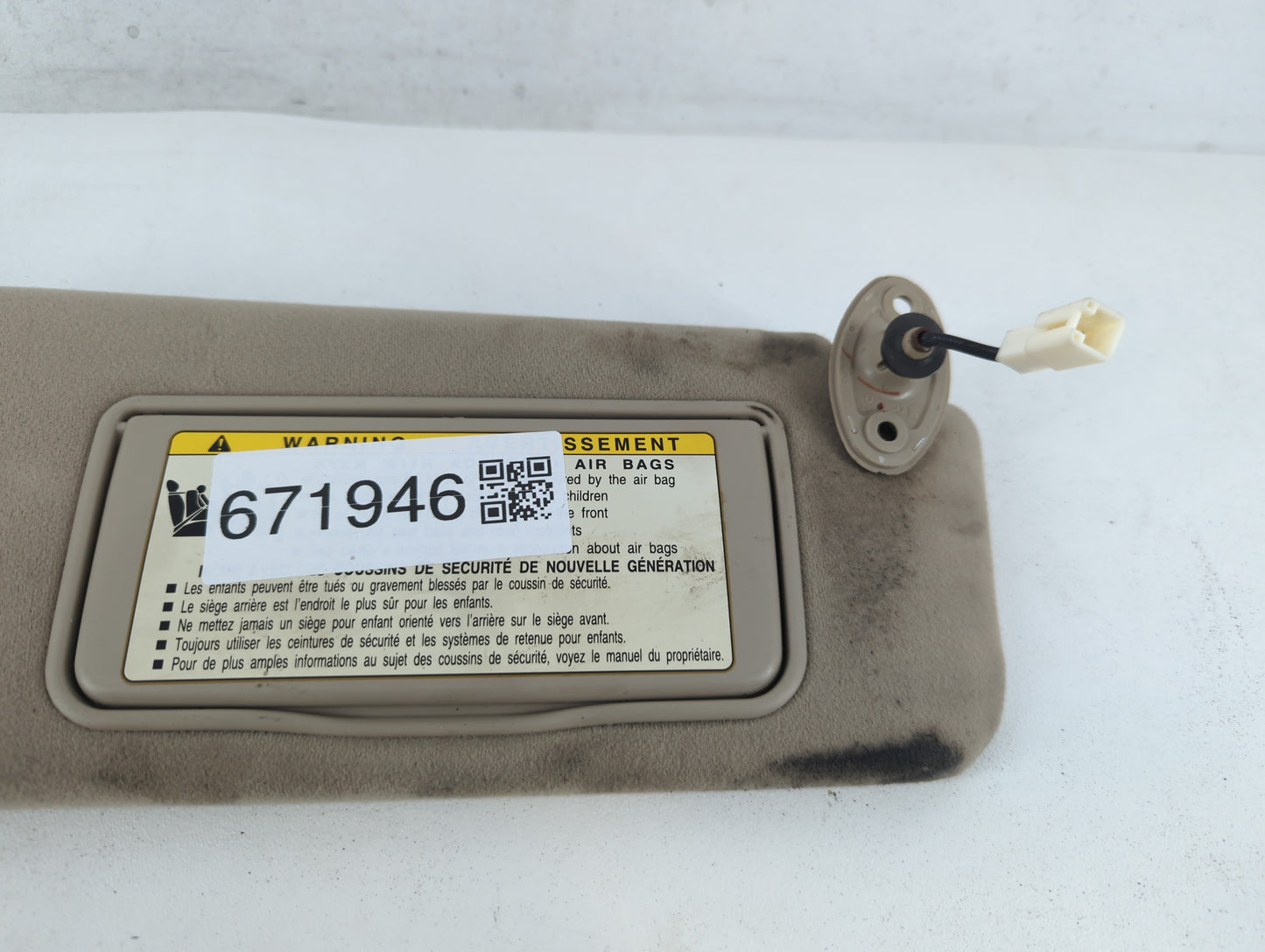 2004 Lexus Es330 Sun Visor Shade Replacement Passenger Right Mirror Fits OEM Used Auto Parts - Oemusedautoparts1.com