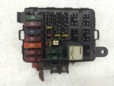 1999 Gmc Yukon Fusebox Fuse Box Panel Relay Module P/N:12146286 Fits OEM Used Auto Parts