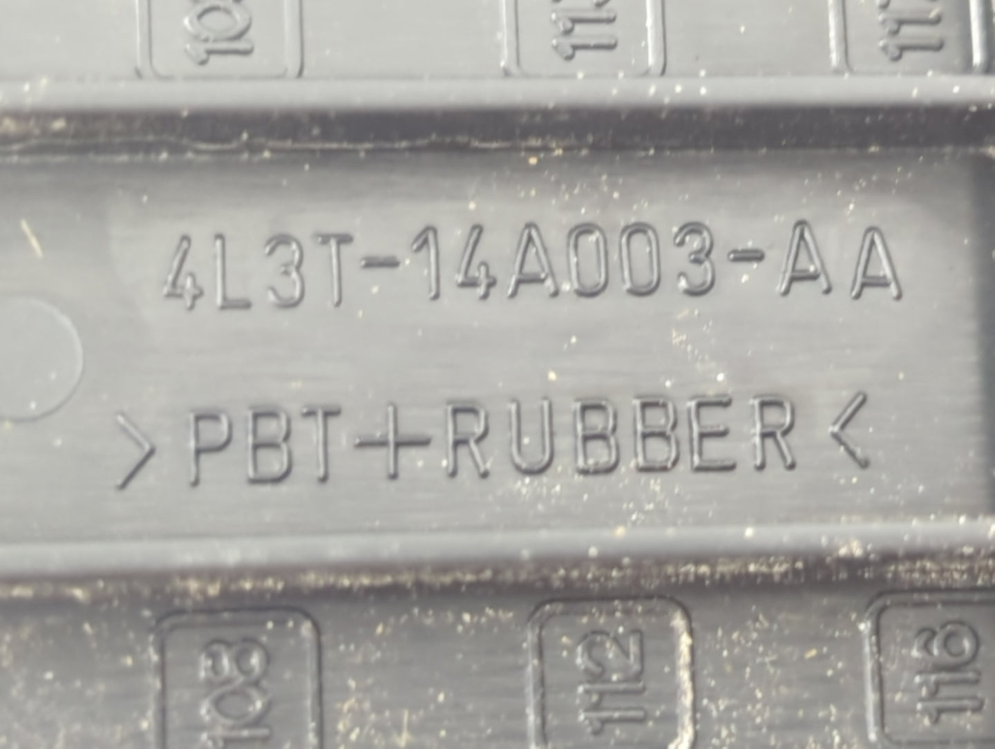2005 Nissan Rogue Fusebox Fuse Box Panel Relay Module P/N:4L3T-14A003-AA Fits OEM Used Auto Parts - Oemusedautoparts1.com