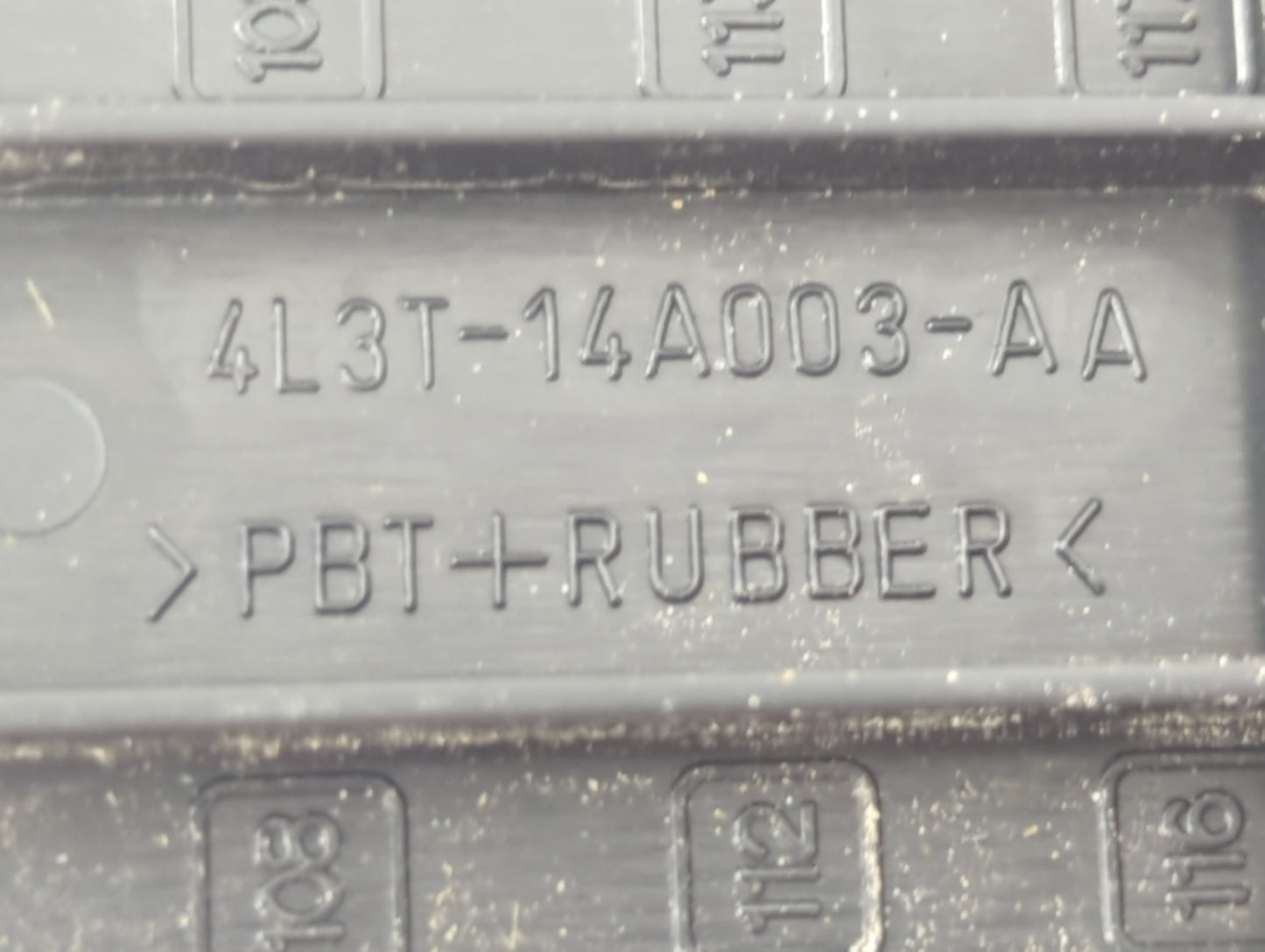 2005 Nissan Rogue Fusebox Fuse Box Panel Relay Module P/N:4L3T-14A003-AA Fits OEM Used Auto Parts - Oemusedautoparts1.com