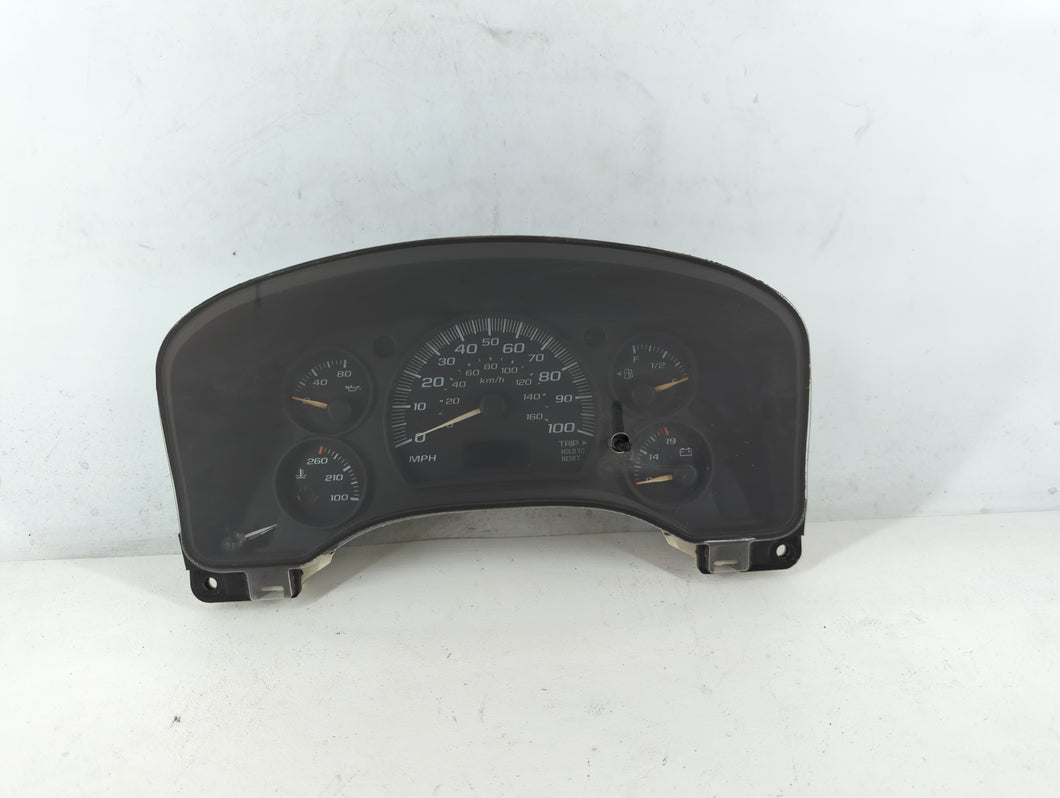 2007 Chevrolet Express 1500 Instrument Cluster Speedometer Gauges P/N:10378184 15846070, 15124214 Fits OEM Used Auto Parts