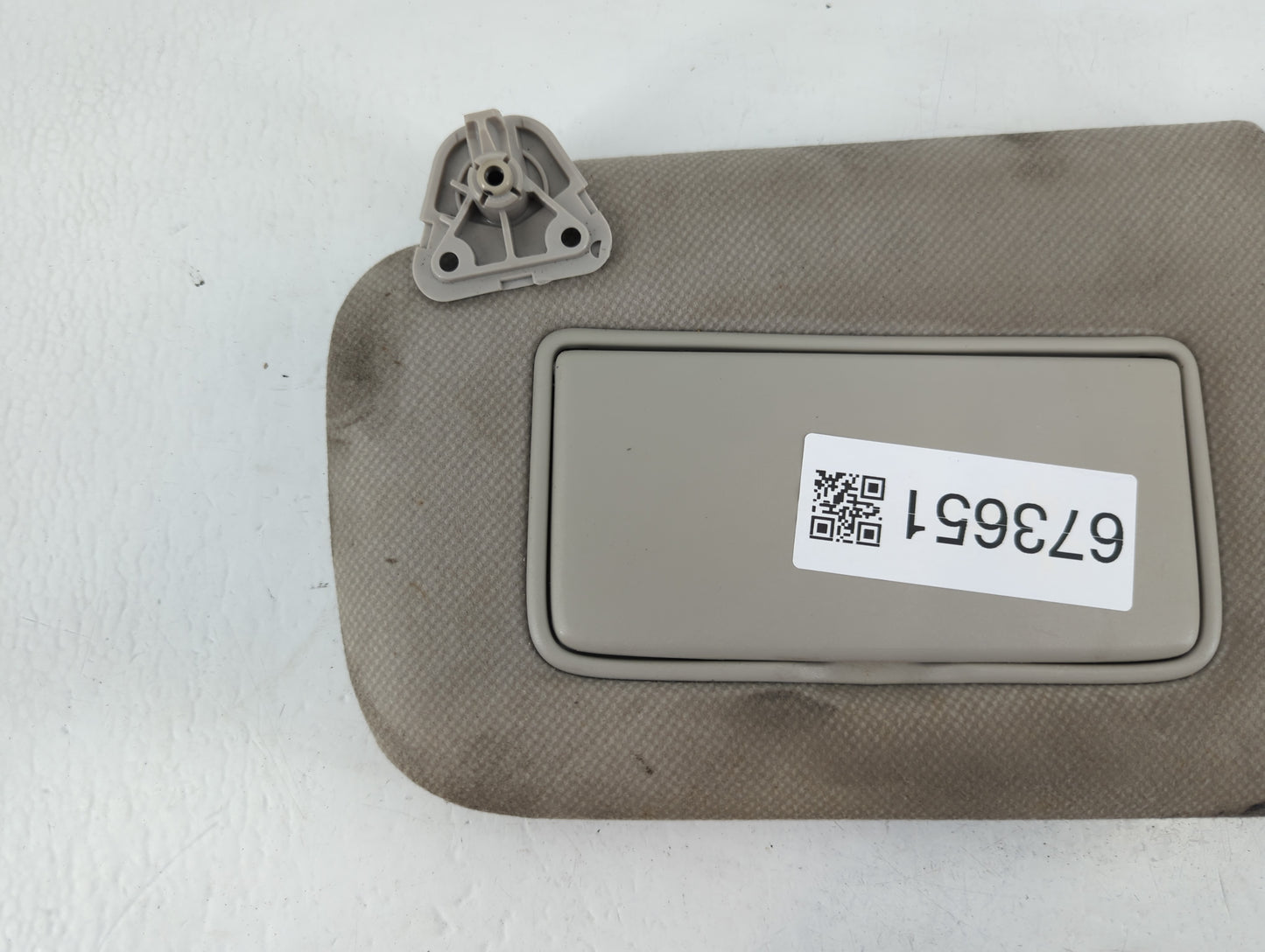 2013-2019 Nissan Sentra Sun Visor Shade Replacement Driver Left Mirror Fits Fits 2012 2013 2014 2015 2016 2017 2018 2019 OEM Used Auto Parts - Oemusedautoparts1.com