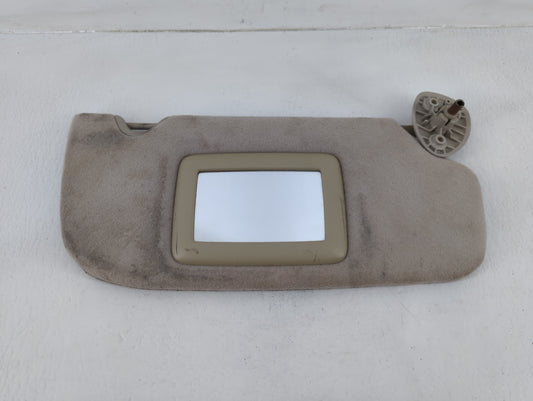 2005-2007 Chevrolet Trailblazer Sun Visor Shade Replacement Passenger Right Mirror Fits Fits 2005 2006 2007 OEM Used Auto Parts - Oemusedautoparts1.com