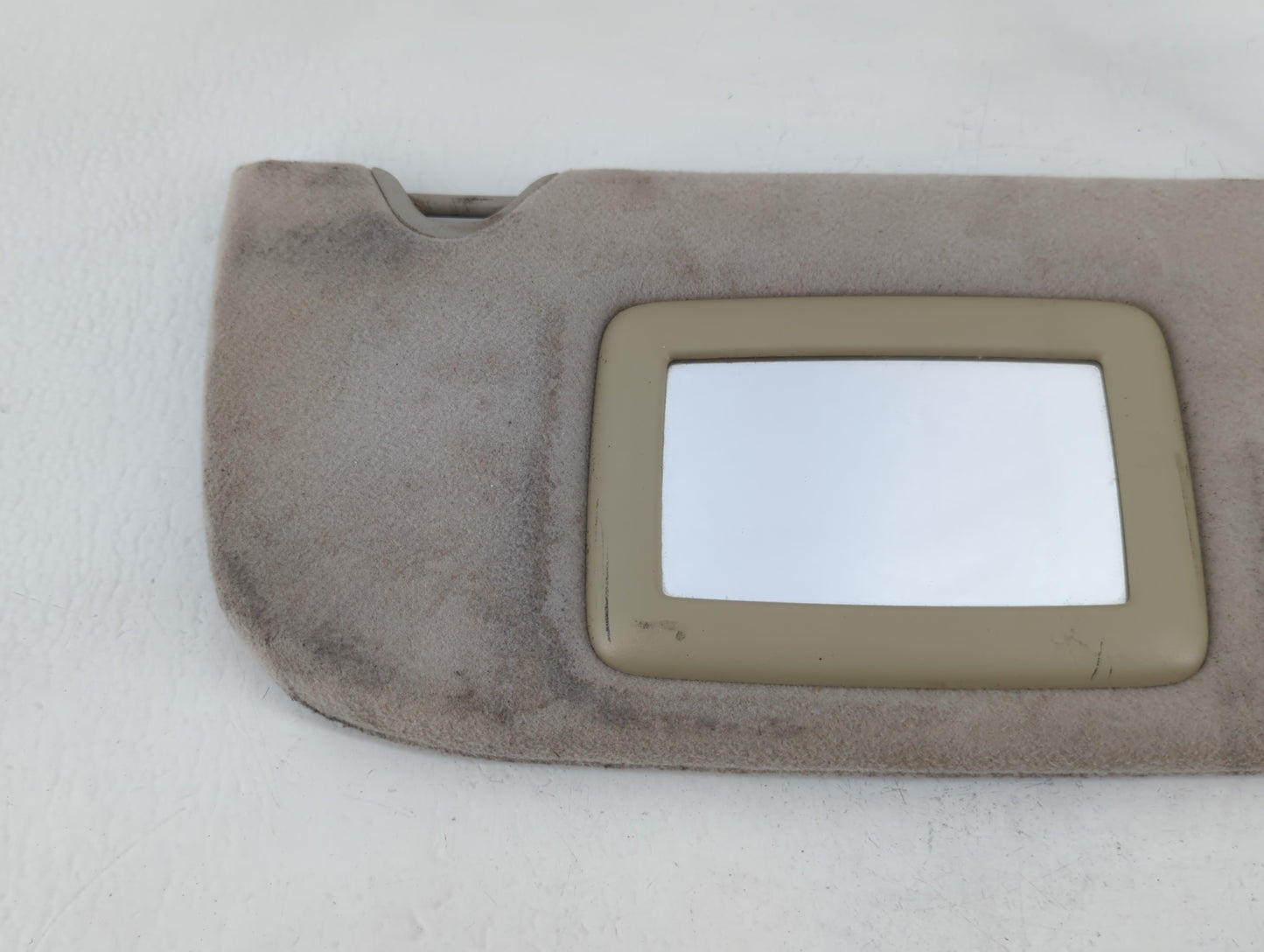 2005-2007 Chevrolet Trailblazer Sun Visor Shade Replacement Passenger Right Mirror Fits Fits 2005 2006 2007 OEM Used Auto Parts - Oemusedautoparts1.com