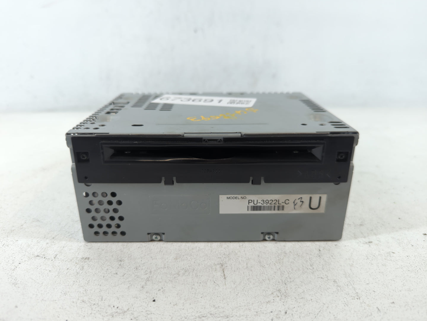 2017 Ford Explorer Radio AM FM Cd Player Receiver Replacement P/N:HB5T-19C107-BA Fits OEM Used Auto Parts - Oemusedautoparts1.com