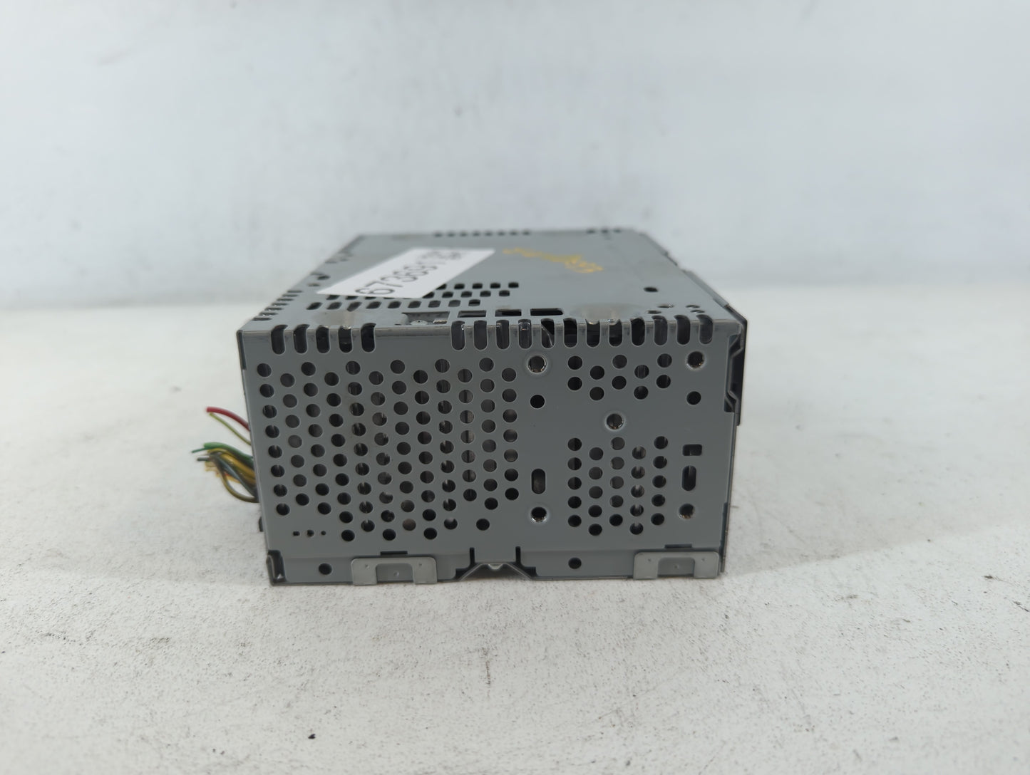 2017 Ford Explorer Radio AM FM Cd Player Receiver Replacement P/N:HB5T-19C107-BA Fits OEM Used Auto Parts - Oemusedautoparts1.com