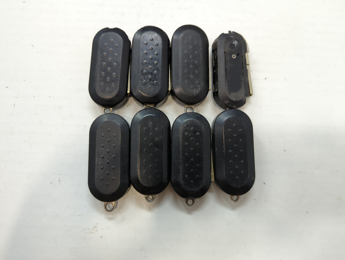 Lot of 8 Fiat Keyless Entry Remote Fob LTQFI2AM433TX | RX2TRF198 - Oemusedautoparts1.com