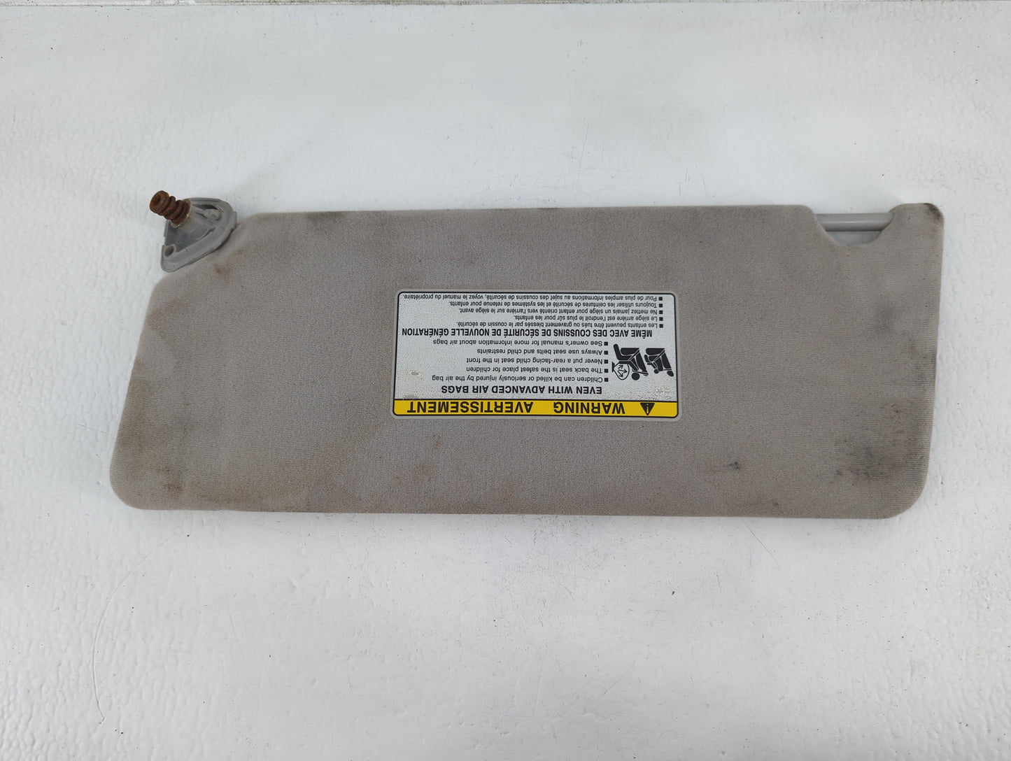 2002-2006 Toyota Camry Sun Visor Shade Replacement Passenger Right Mirror Fits Fits 2002 2003 2004 2005 2006 OEM Used Auto Parts - Oemusedautoparts1.com