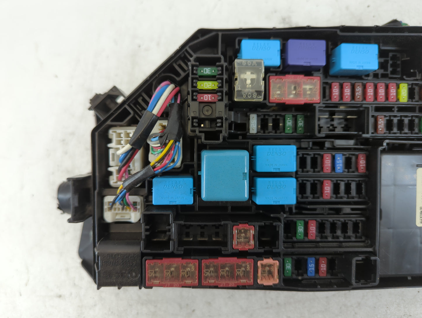 2019 Dodge Charger Fusebox Fuse Box Panel Relay Module P/N:82641-47050-A Fits OEM Used Auto Parts - Oemusedautoparts1.com