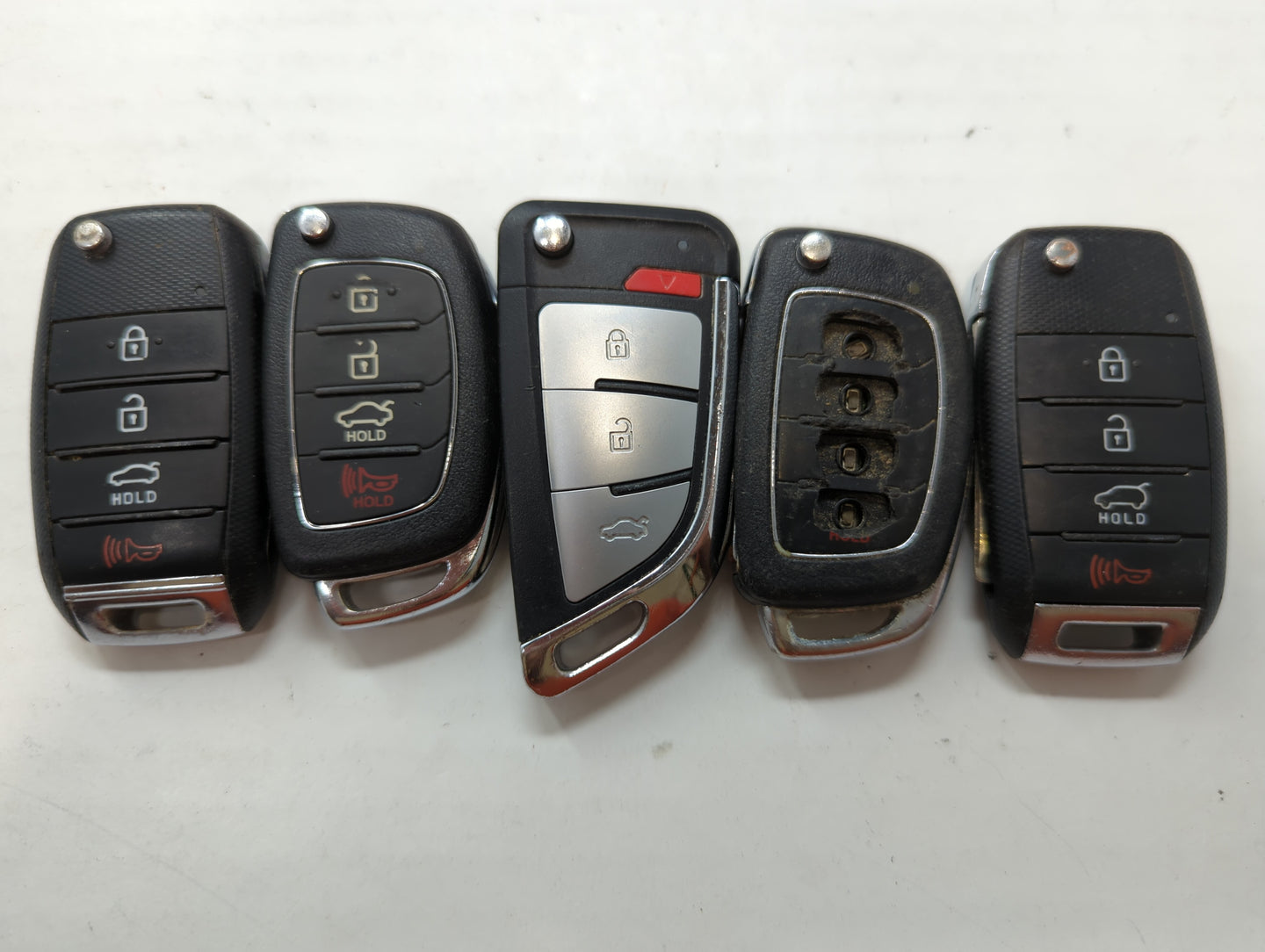 Lot of 5 Hyundai Keyless Entry Remote Fob MIXED FCC IDS MIXED PART - Oemusedautoparts1.com