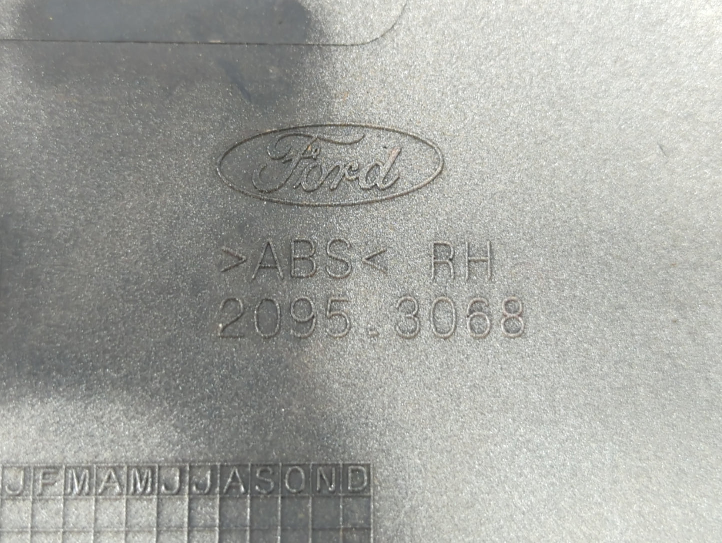 2017 Ford F-350 Super Duty Passenger Right Side View Manual Door Mirror - Oemusedautoparts1.com