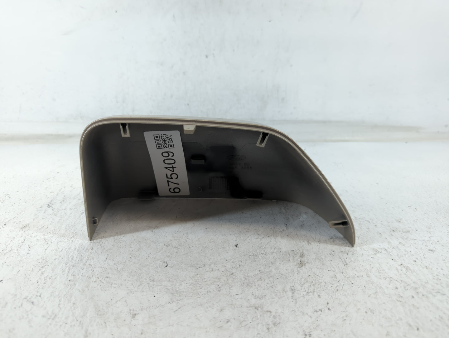 2017 Ford F-350 Super Duty Passenger Right Side View Manual Door Mirror - Oemusedautoparts1.com
