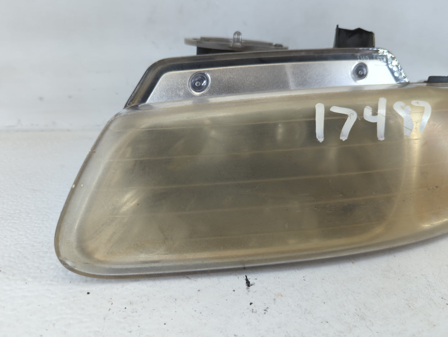 1996 Chrysler Town & Country Driver Left Oem Head Light Headlight Lamp - Oemusedautoparts1.com
