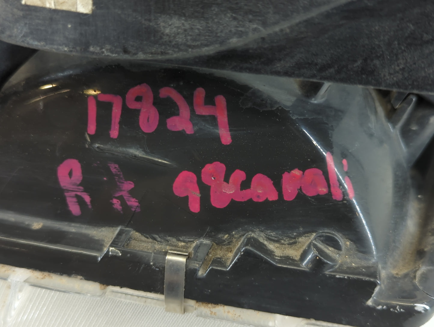 1995 Chevrolet Cavalier Passenger Right Oem Head Light Headlight Lamp - Oemusedautoparts1.com