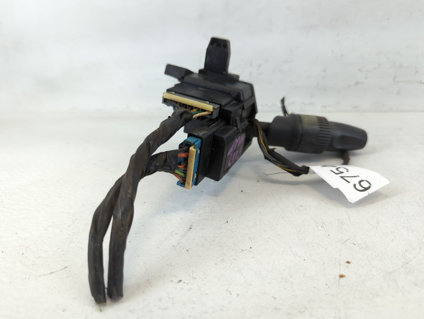 1994 Chevrolet Cavalier Floor Console Assembly Shifter - Oemusedautoparts1.com
