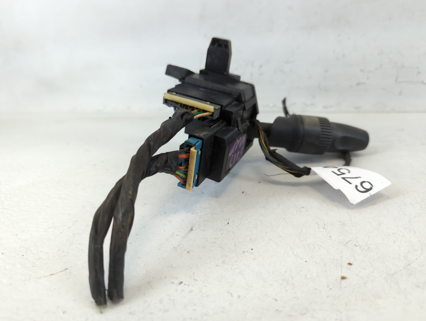 1994 Chevrolet Cavalier Floor Console Assembly Shifter - Oemusedautoparts1.com