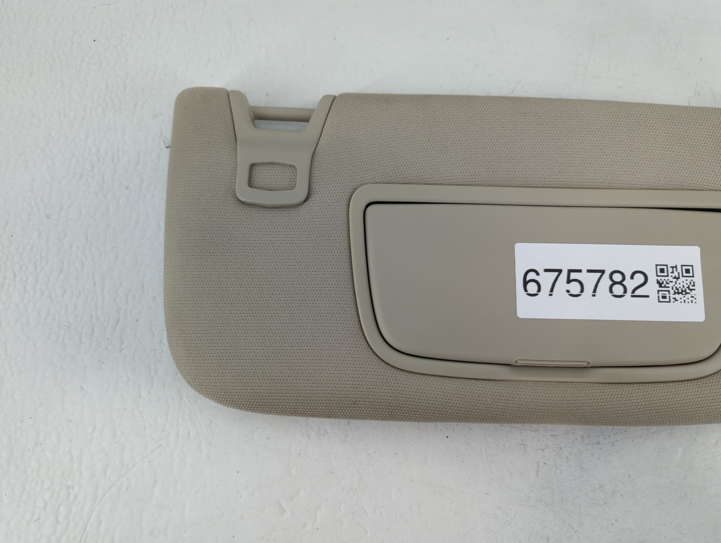 2017-2020 Ford Fusion Sun Visor Shade Replacement Passenger Right Mirror Fits Fits 2017 2018 2019 2020 OEM Used Auto Parts - Oemusedautoparts1.com