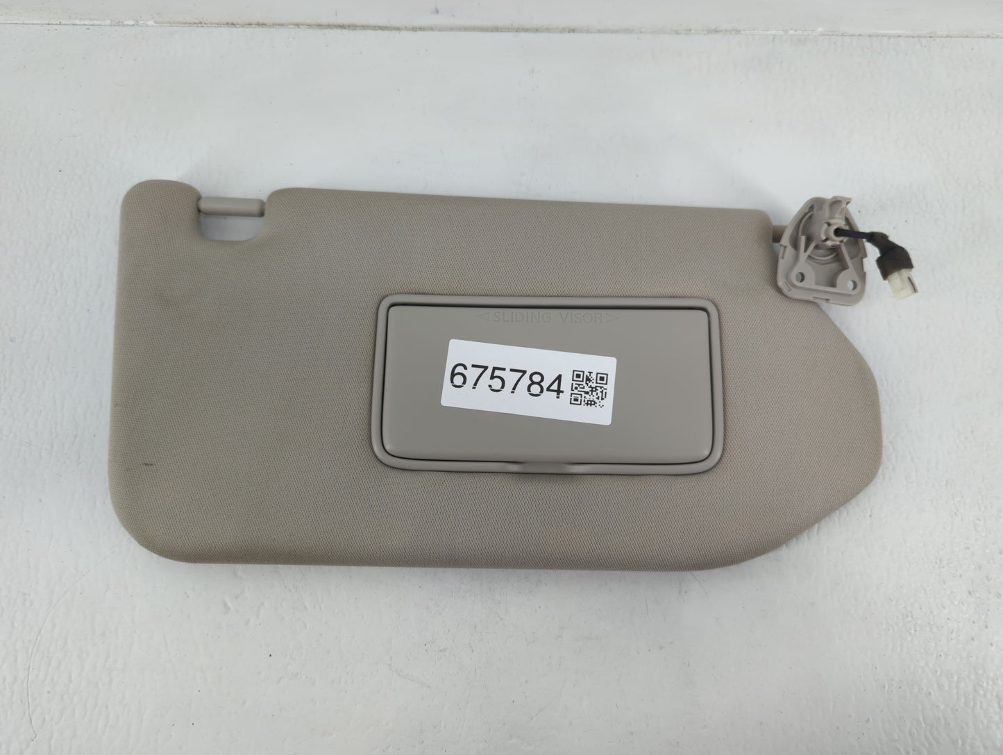 2019-2020 Nissan Pathfinder Sun Visor Shade Replacement Passenger Right Mirror Fits Fits 2019 2020 OEM Used Auto Parts - Oemusedautoparts1.com