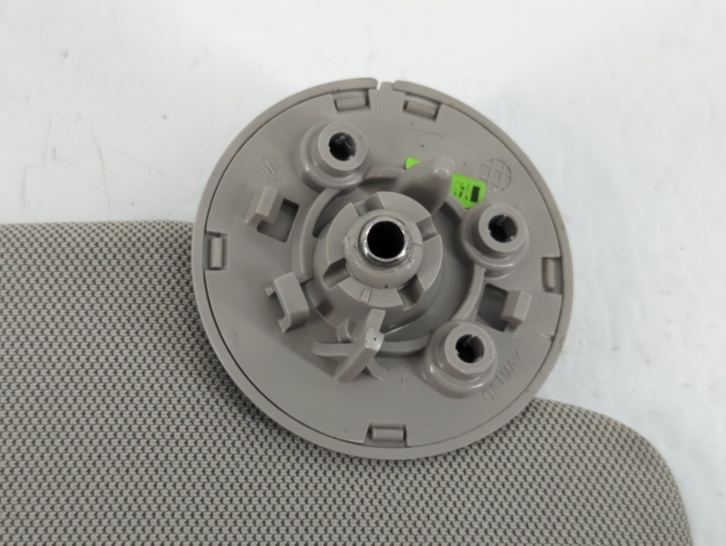 2015-2016 Chevrolet Trax Sun Visor Shade Replacement Passenger Right Mirror Fits Fits 2015 2016 OEM Used Auto Parts - Oemusedautoparts1.com