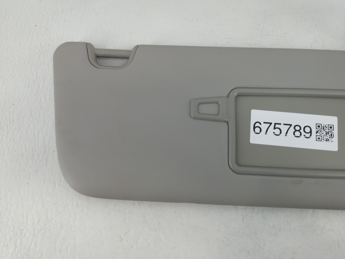 2014-2019 Kia Soul Sun Visor Shade Replacement Passenger Right Mirror Fits Fits 2014 2015 2016 2017 2018 2019 OEM Used Auto Parts - Oemusedautoparts1.com
