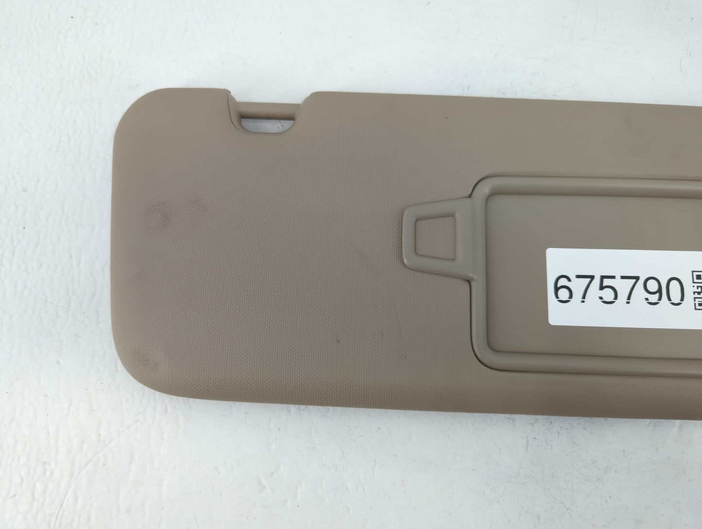 2017-2020 Hyundai Elantra Sun Visor Shade Replacement Passenger Right Mirror Fits Fits 2017 2018 2019 2020 OEM Used Auto Parts - Oemusedautoparts1.com