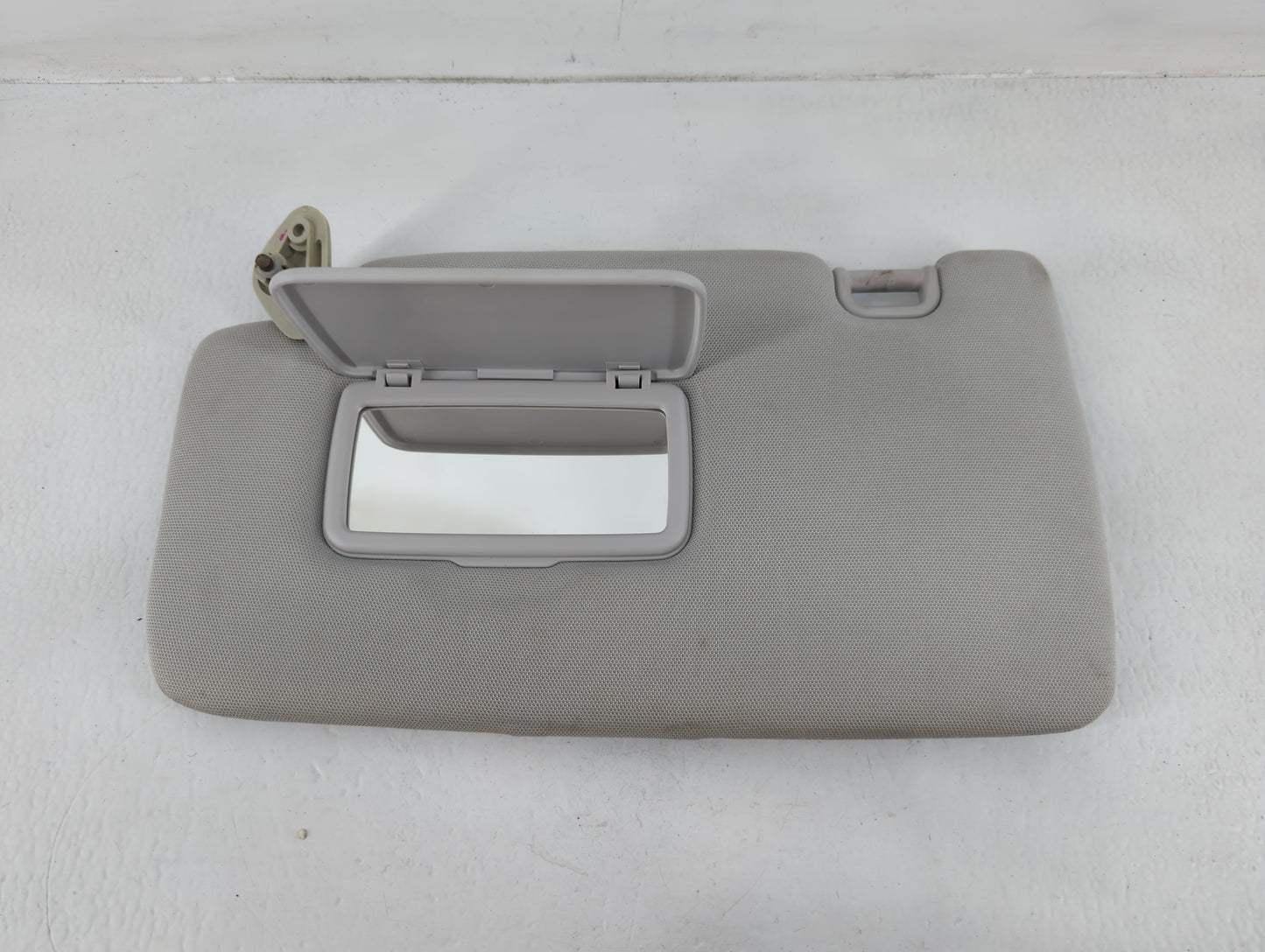 2016 Subaru Forester Sun Visor Shade Replacement Passenger Right Mirror Fits OEM Used Auto Parts - Oemusedautoparts1.com