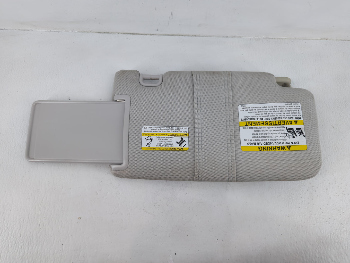 2016 Subaru Forester Sun Visor Shade Replacement Passenger Right Mirror Fits OEM Used Auto Parts - Oemusedautoparts1.com