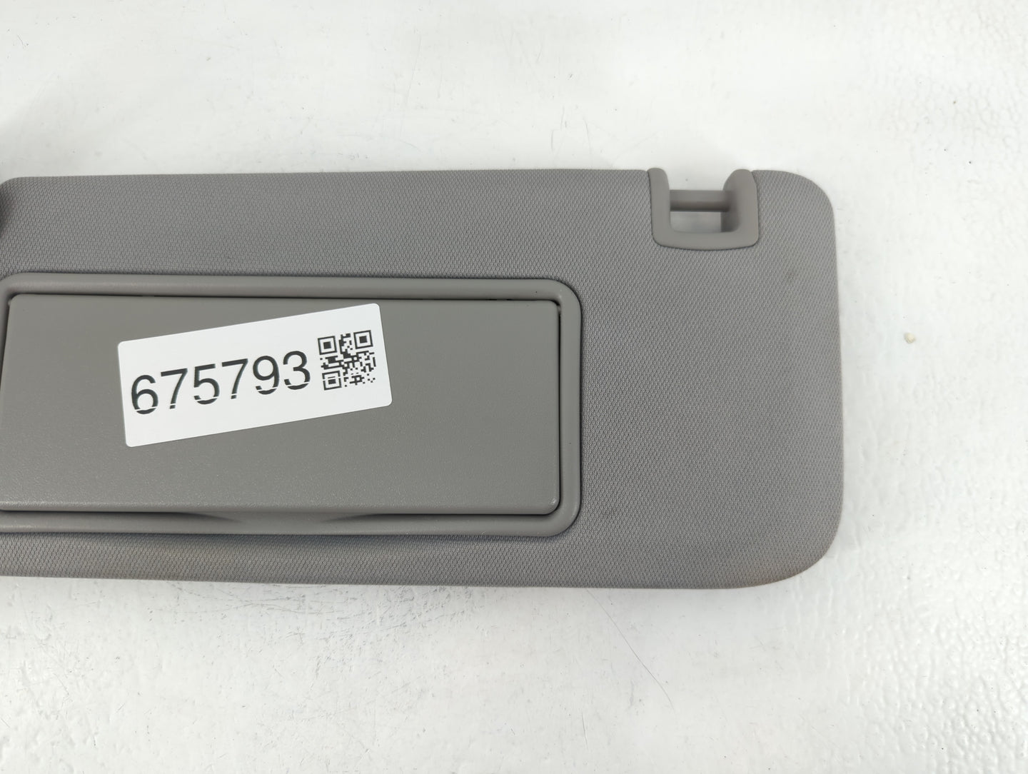 2016-2021 Chevrolet Malibu Sun Visor Shade Replacement Driver Left Mirror Fits Fits 2016 2017 2018 2019 2020 2021 OEM Used Auto Parts - Oemusedautoparts1.com