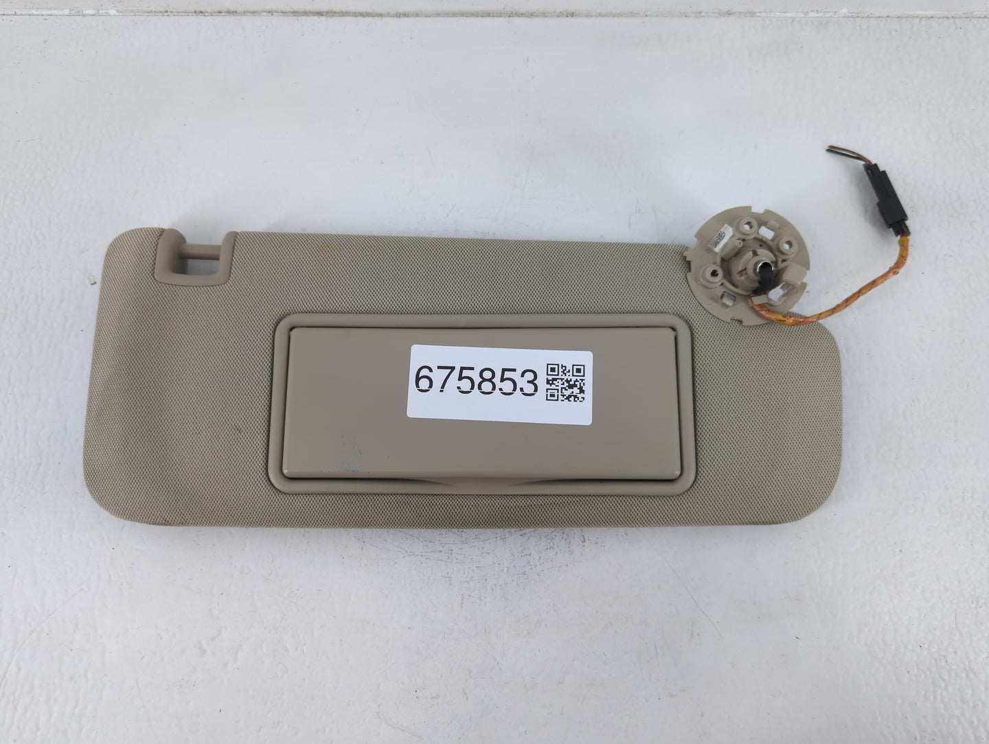 2013-2017 Cadillac Xts Sun Visor Shade Replacement Passenger Right Mirror Fits Fits 2013 2014 2015 2016 2017 OEM Used Auto Parts - Oemusedautoparts1.com