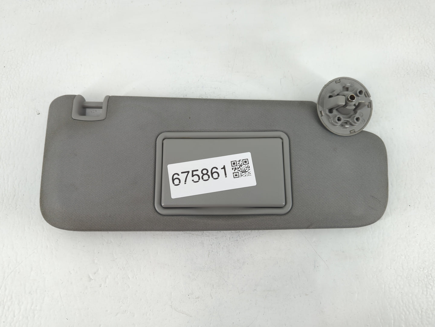 2016-2021 Chevrolet Malibu Sun Visor Shade Replacement Driver Left Mirror Fits Fits 2016 2017 2018 2019 2020 2021 OEM Used Auto Parts - Oemusedautoparts1.com