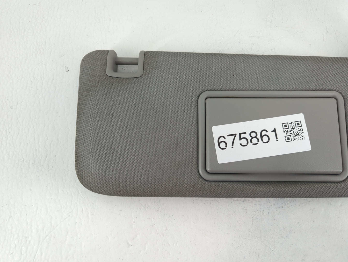 2016-2021 Chevrolet Malibu Sun Visor Shade Replacement Driver Left Mirror Fits Fits 2016 2017 2018 2019 2020 2021 OEM Used Auto Parts - Oemusedautoparts1.com