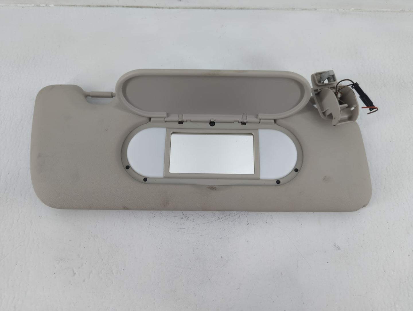 2019 Mini Cooper Countryman Sun Visor Shade Replacement Passenger Right Mirror Fits OEM Used Auto Parts - Oemusedautoparts1.com