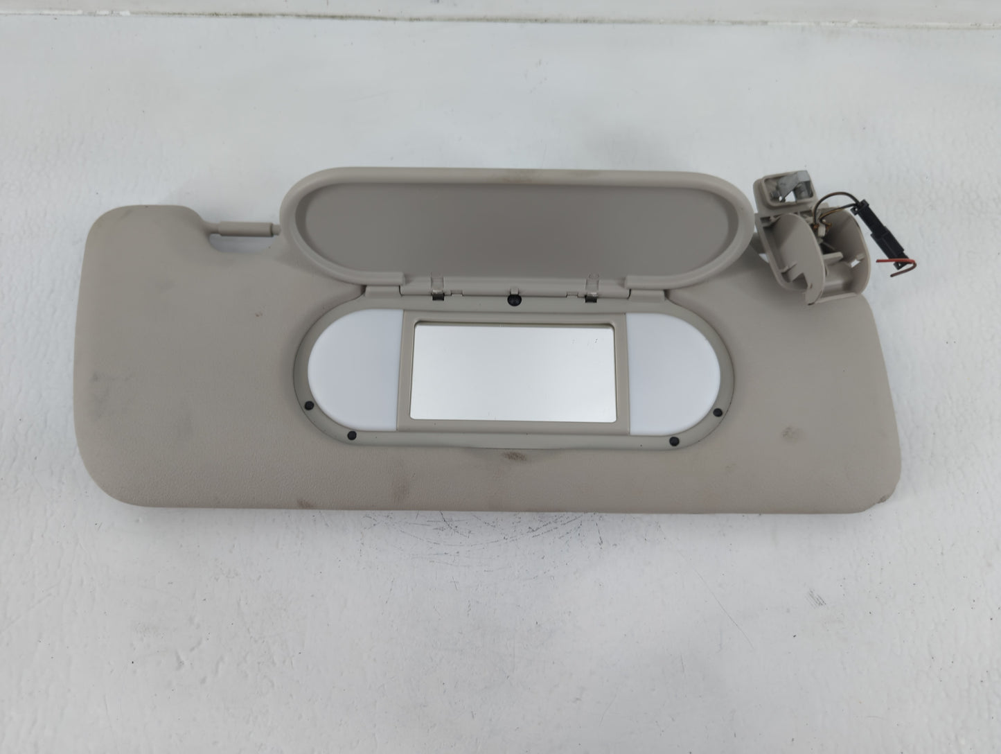 2019 Mini Cooper Countryman Sun Visor Shade Replacement Passenger Right Mirror Fits OEM Used Auto Parts - Oemusedautoparts1.com