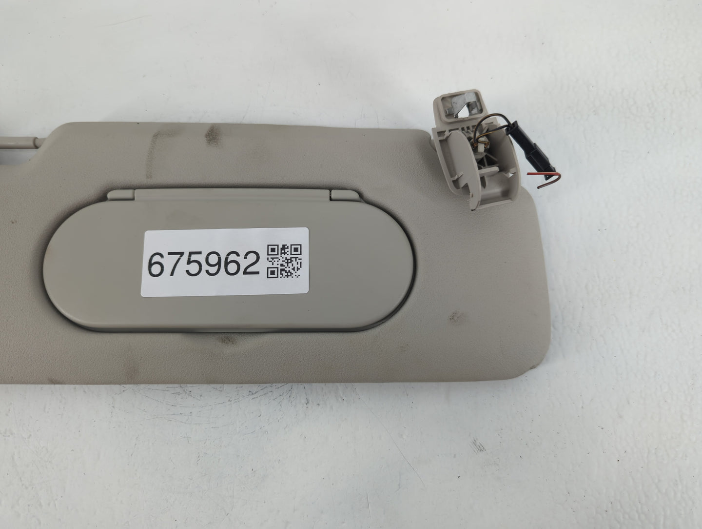 2019 Mini Cooper Countryman Sun Visor Shade Replacement Passenger Right Mirror Fits OEM Used Auto Parts - Oemusedautoparts1.com