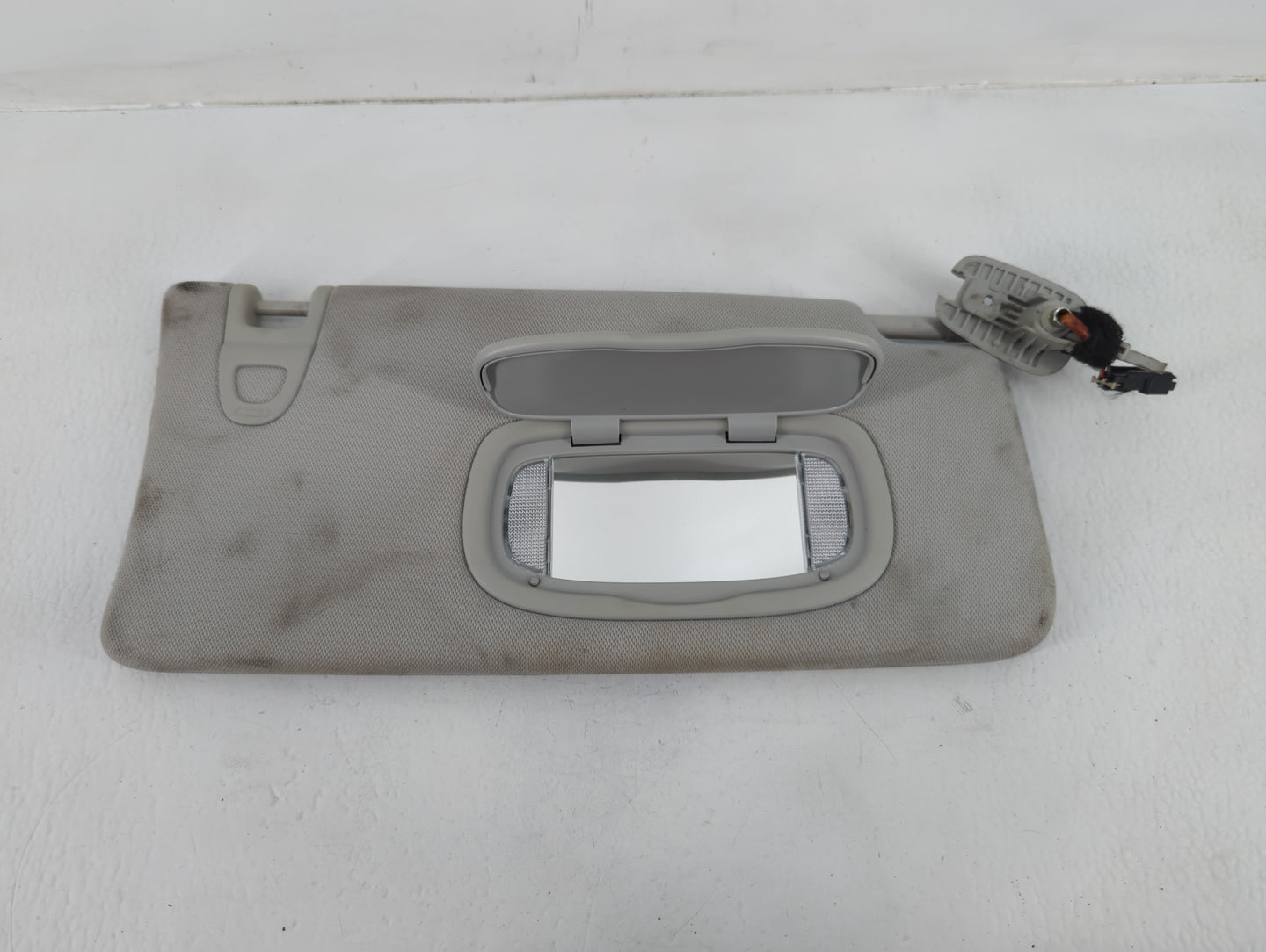 2019 Jeep Compass Sun Visor Shade Replacement Passenger Right Mirror Fits OEM Used Auto Parts - Oemusedautoparts1.com