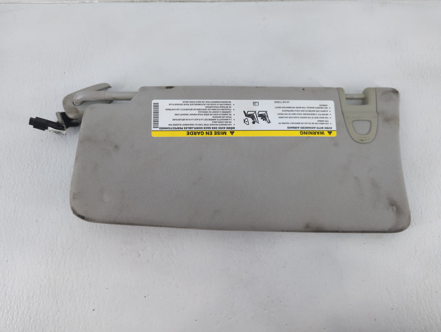 2019 Jeep Compass Sun Visor Shade Replacement Passenger Right Mirror Fits OEM Used Auto Parts - Oemusedautoparts1.com