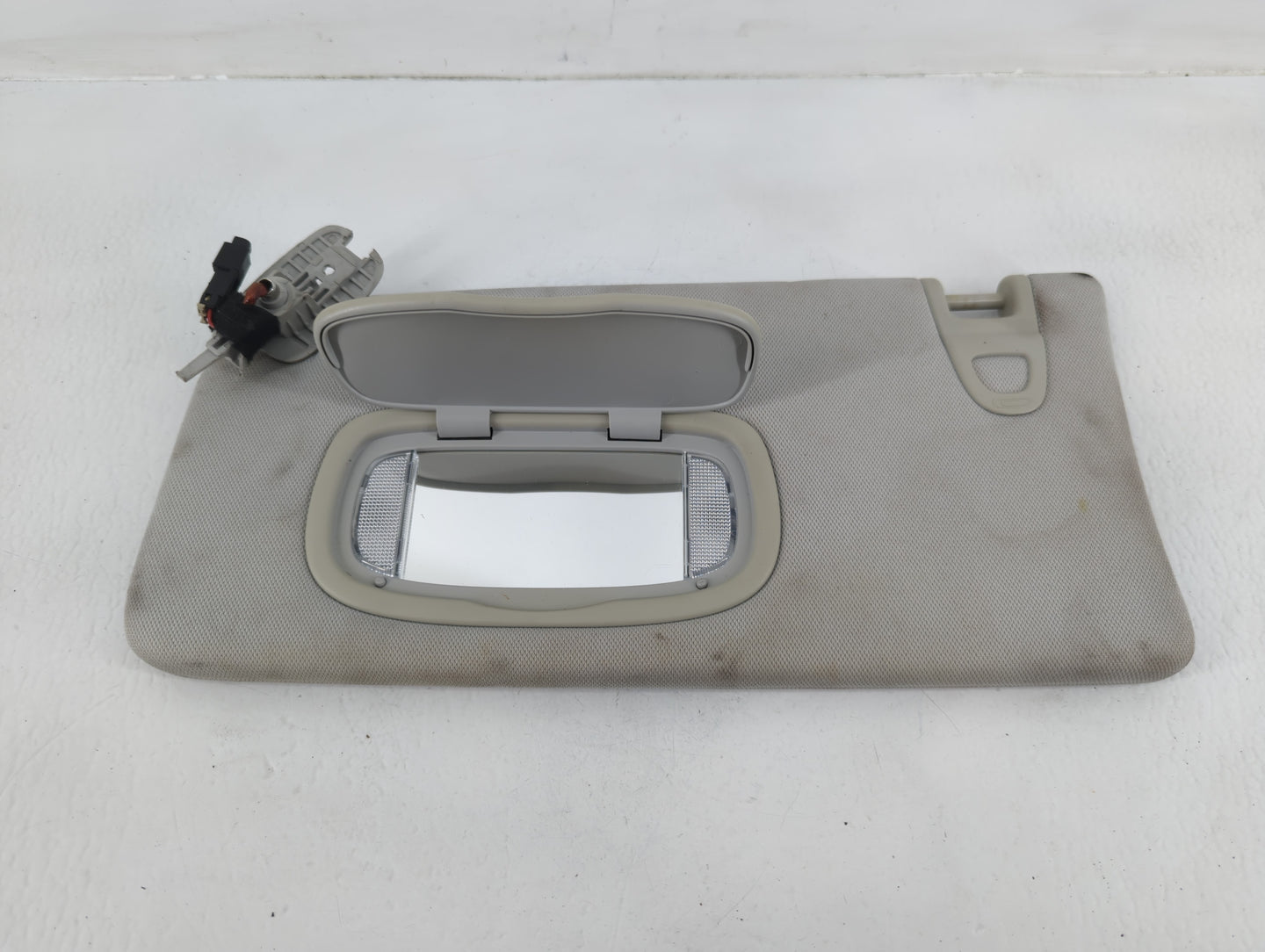 2019 Jeep Compass Sun Visor Shade Replacement Driver Left Mirror Fits OEM Used Auto Parts - Oemusedautoparts1.com