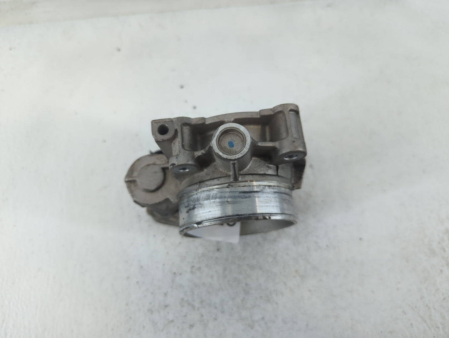 2010 Buick Lacrosse Throttle Body P/N:1749AA994AA6008C Fits Fits 2007 2008 2009 2011 2012 OEM Used Auto Parts - Oemusedautoparts1.com